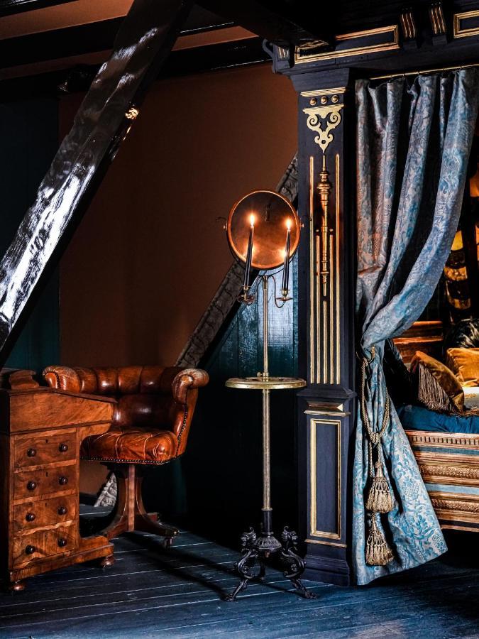 Private And Chique Salon De Franz - With Large Terrace Bed and Breakfast Amsterdam Exteriör bild