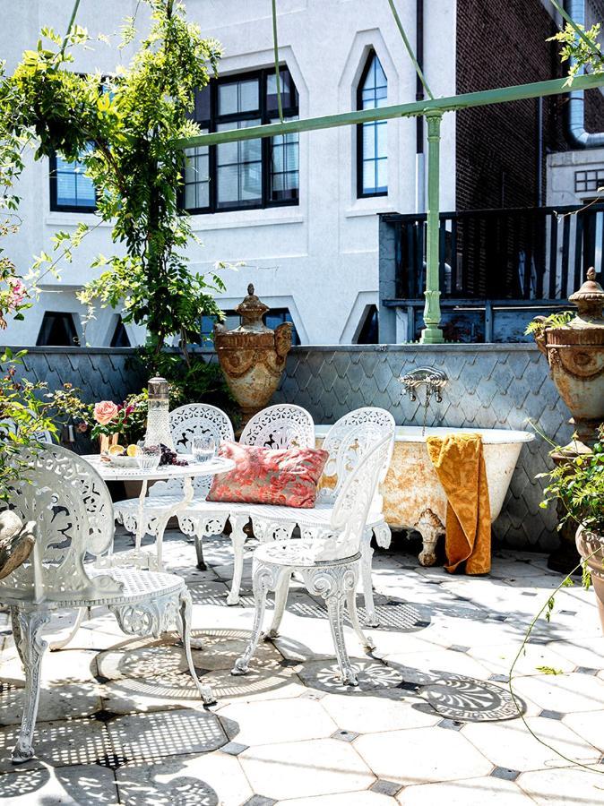 Private And Chique Salon De Franz - With Large Terrace Bed and Breakfast Amsterdam Exteriör bild